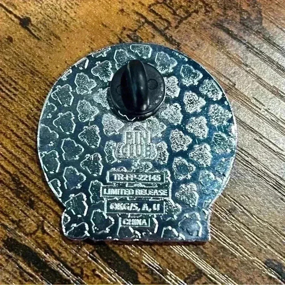 Demon Slayer Nezuko Kamado Blood Demon  Pin Club Anime Exclusive Enamel Pin 2” - Picture 2 of 4